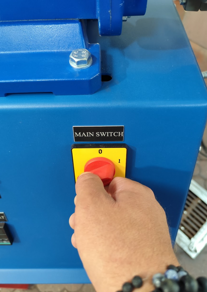 Presa ulei la rece, putere 2.1 kW